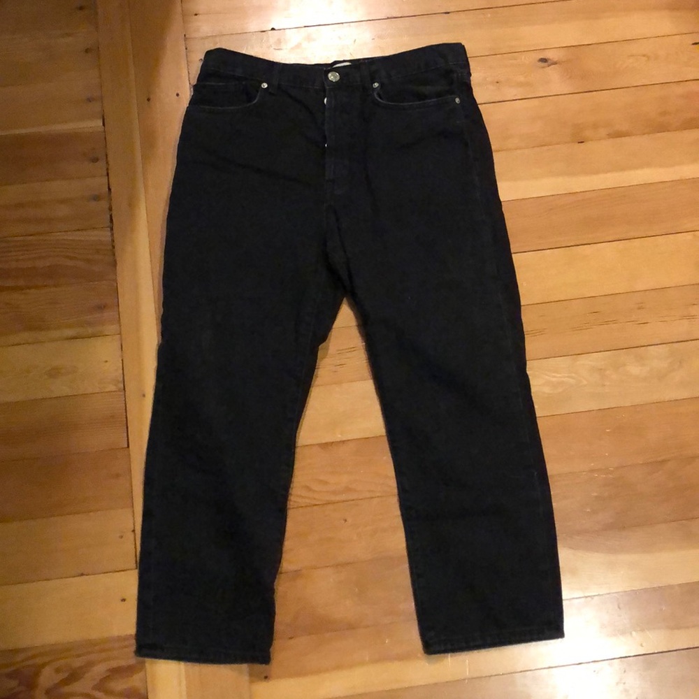Black high waisted boyfriend jeans